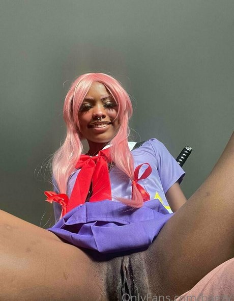 baezy ポルノモデル 写真