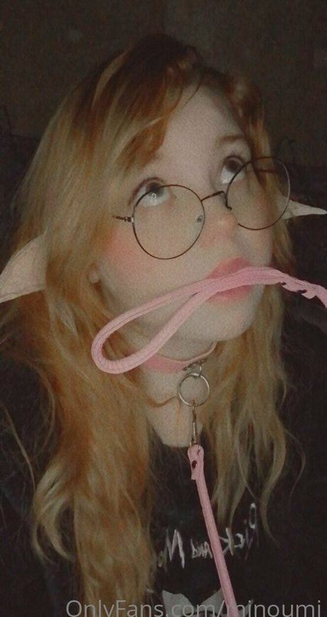 minoumi エロティックなモデル 写真