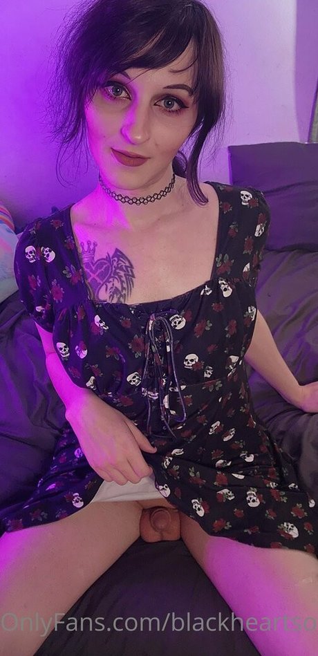 blackheartsora 美しいモデル 写真