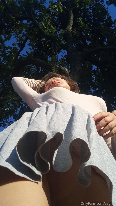 Aagrus セクシーなスター 画像