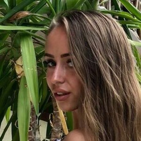 ale alexandra79 ヌード女優 写真