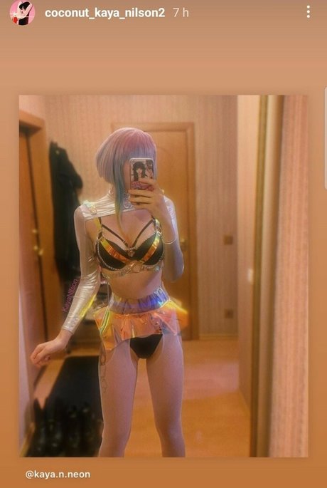 Coconut Kaya 無料モデル 写真