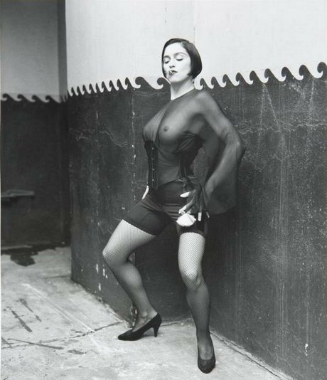 熟女フェラチオオンリーファンズ 無料セックス 画像