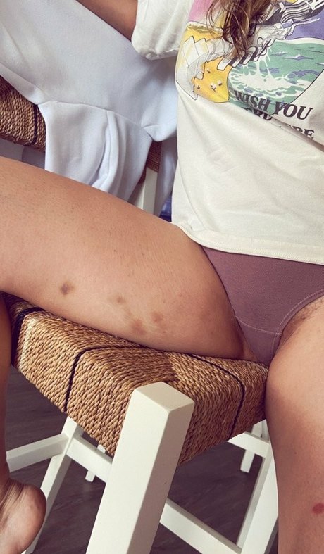 nakedbakerstv 裸の女優 写真