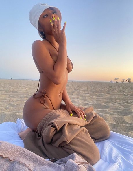 Madison Golden セックスポルノスター 写真