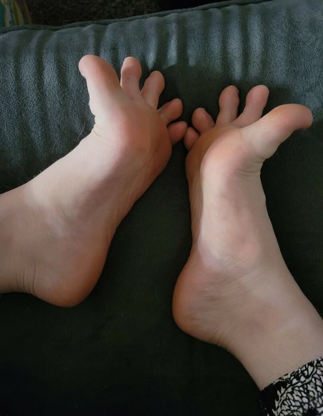 熟女潮吹きオンリーファンズ セクシーヌード ギャラリー
