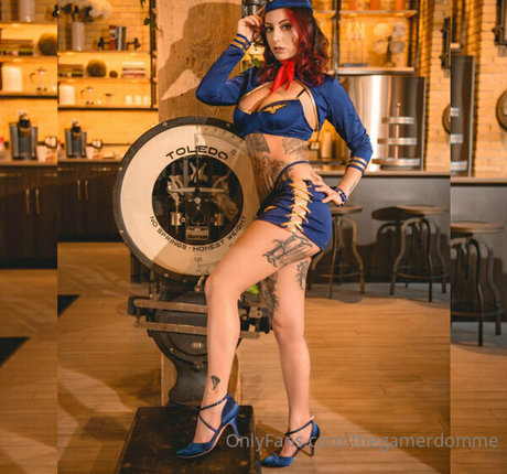 イタリア人熟女オンリーファンズ 美しい 画像