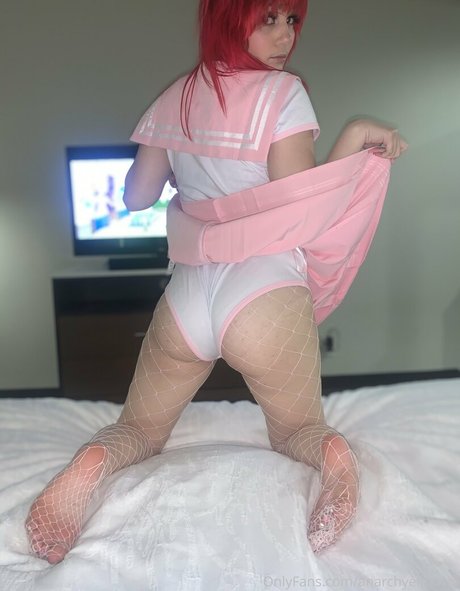 Anarchyelmovip 美しいモデル 写真