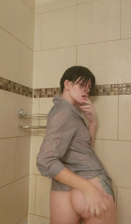 starkzzzilla ポルノ女優 写真