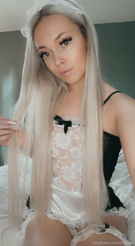 バニーコスプレ オンリーファンズ セクシー 写真