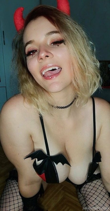 美しい黒檀のオンリーファンズ 無料xxx 写真