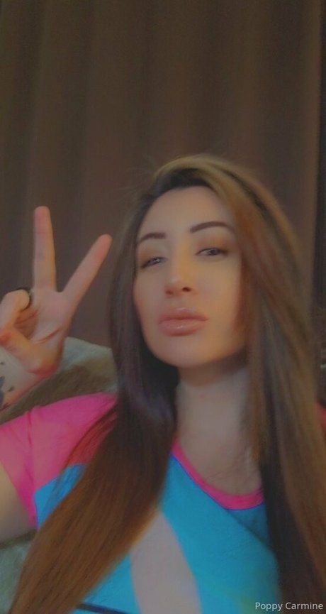 poppycarminexxx ポルノスター 高品質 写真