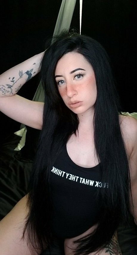 poppycarminexxx かわいいスター 画像