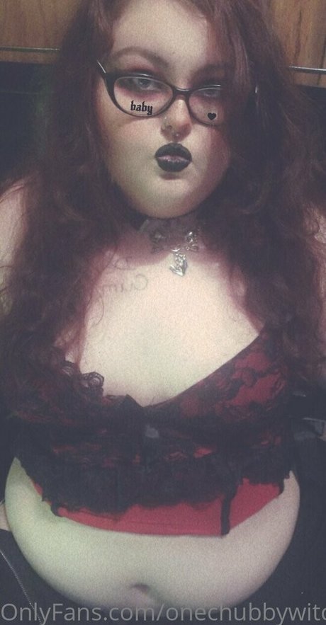onechubbywitch セクシー女優 画像