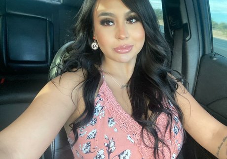 Carolina Corrales 高品質のスター 写真