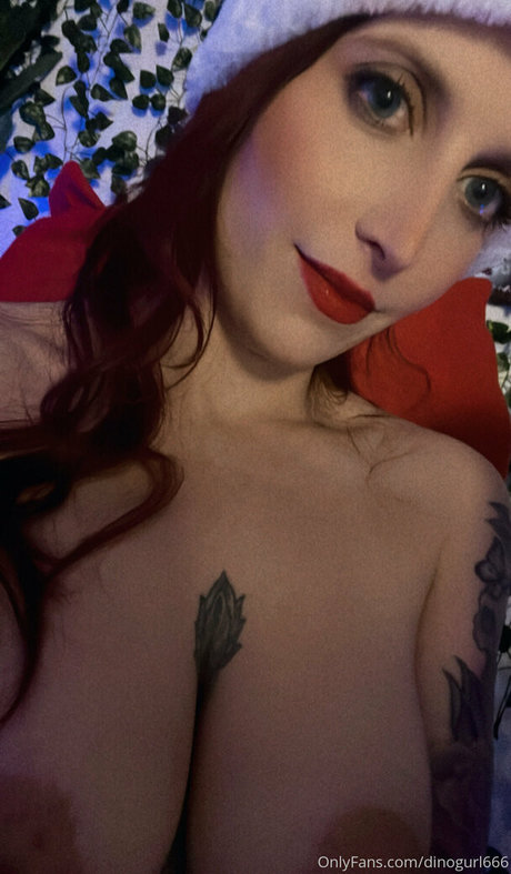 dinogurl666 セクシーなスター 写真