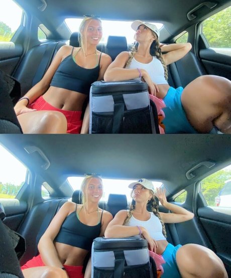 大学生のティーンオンリーファン xxx ギャラリー