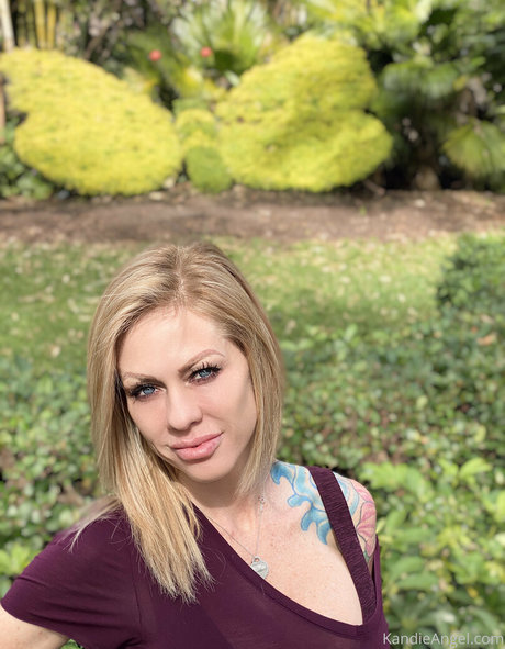 kandieangel ポルノスター ヌード 写真