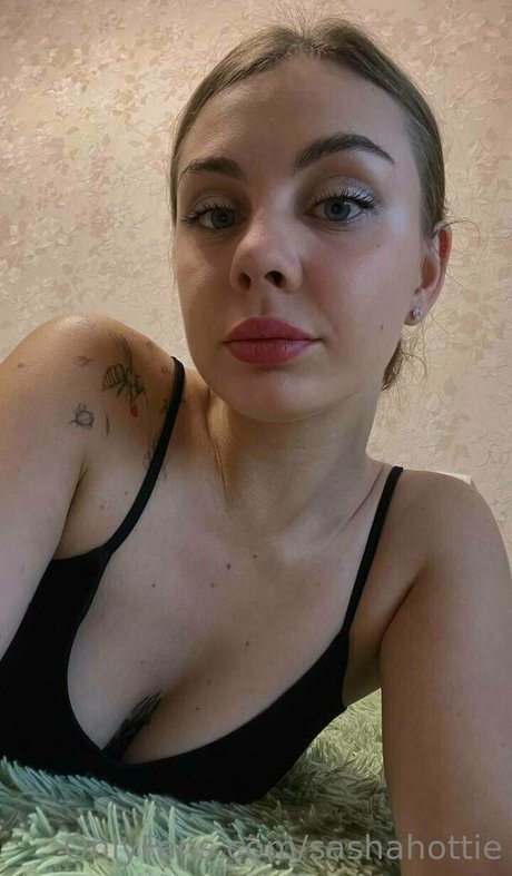 sashahottie ポルノモデル 画像