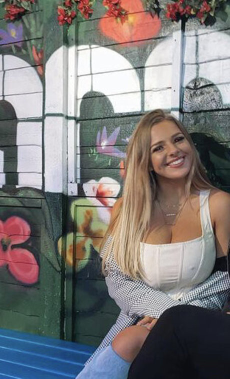 Chloe Ilsley 美しい女優 写真