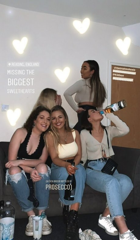 Chloe Ilsley ポルノスター ギャラリー