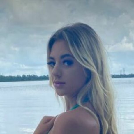 Kate Goerke xxx女優 写真