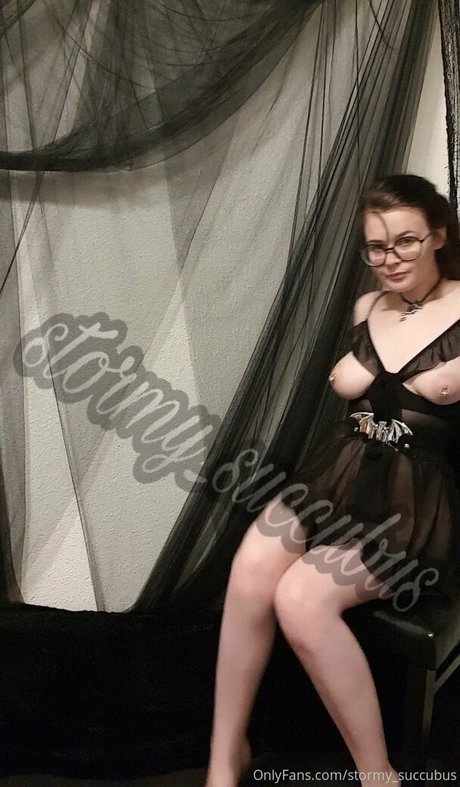 巨乳ソロオンリーファンズ セックス 画像