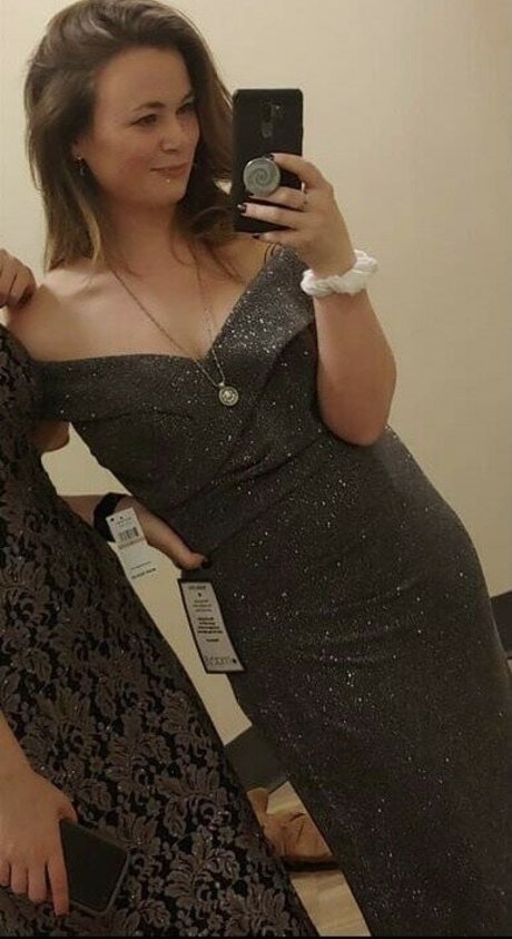 赤毛の熟女オンリーファンズ HD 写真