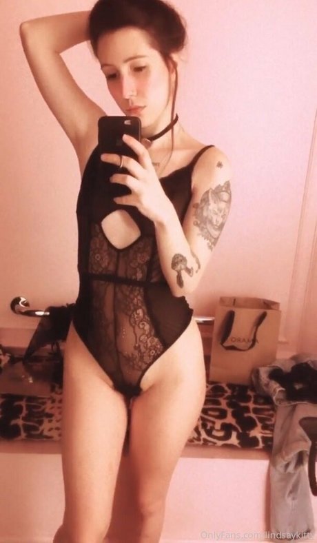 lindsaykitty 美しいモデル 写真