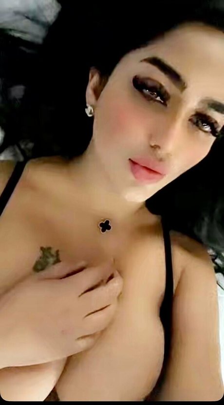 Pakistani Beauties ホットスター 写真