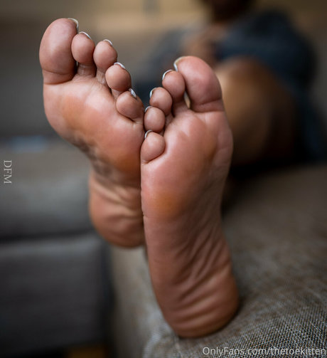 エボニーアナルオンリーファンズ アートポルノ ギャラリー