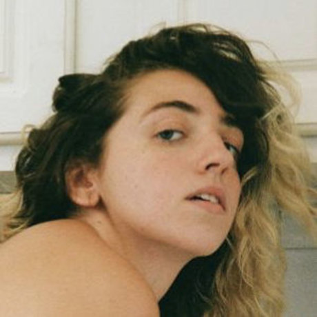 stevilou 女優 写真