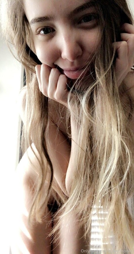 asmr 足 オンリーファンズ 美しい 写真