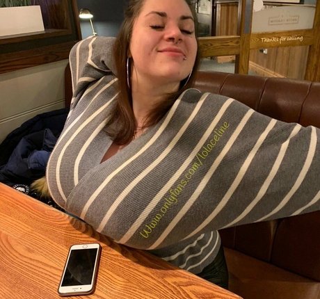 lolaceline アートスター 写真