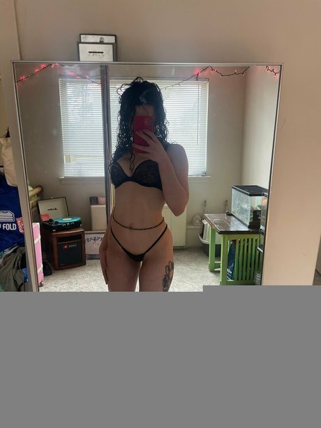 falynfoxxx エロティックなスター 画像