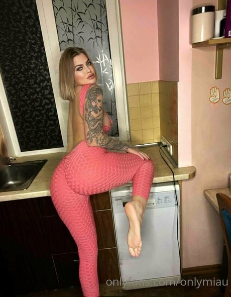 onlymiaux セックスモデル 画像