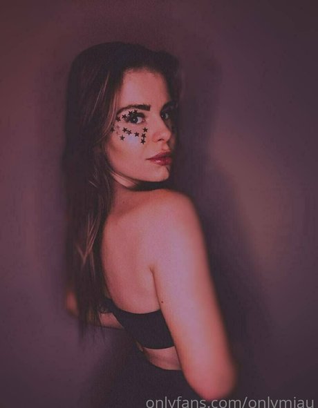 onlymiaux ポルノスター セクシー ギャラリー