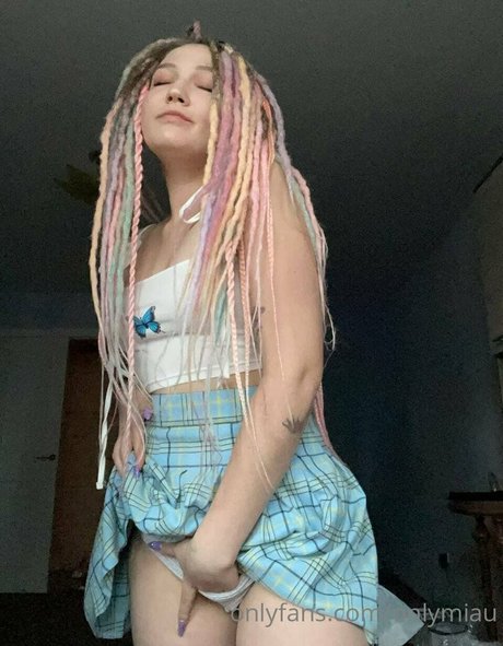 onlymiaux ヌード女優 写真