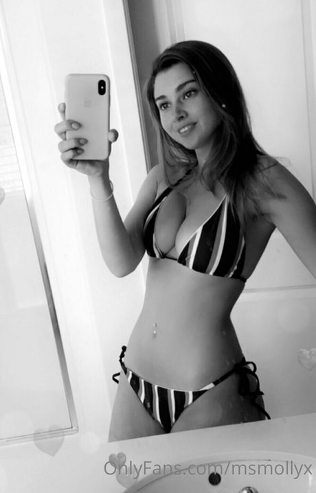 msmollyx ポルノモデル 画像