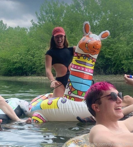 arielllll XXXモデル 写真