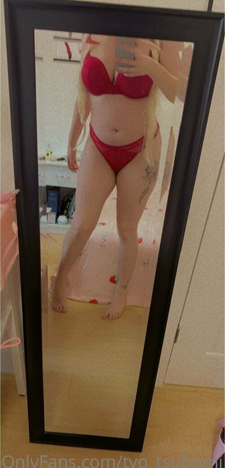 ディープスロートオンリーファンズ セクシーヌード 写真