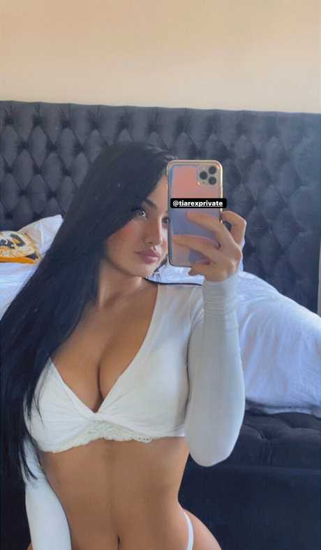 tiareangel ヌードのポルノスター ギャラリー