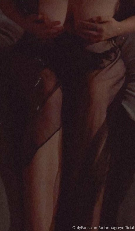 nudes plug アートポルノスター 写真