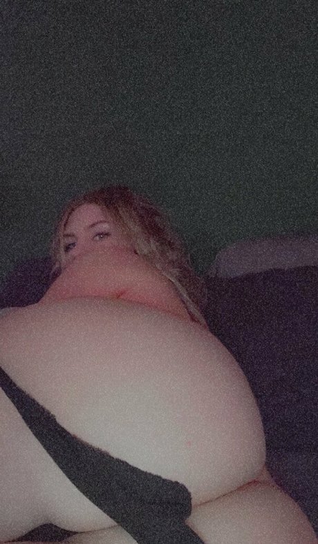 巨乳ストリップオンリーファンズ ポルノグラフィック 写真