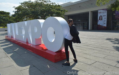 abigael sanchez 美しいポルノスター ギャラリー