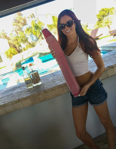 男性ストレートオンリーファンズ アートヌード 画像