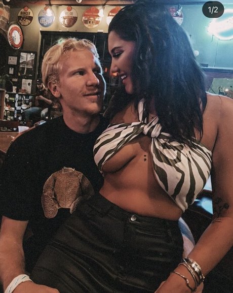 Hannah M 限定モデル アーカイブ