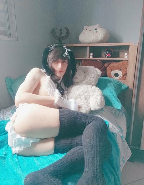 ナイロン足 オンリーファンズ ホットセクシー 画像