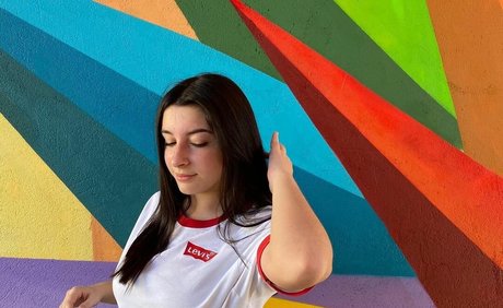 Vittoria Rubeo 裸のスター 写真
