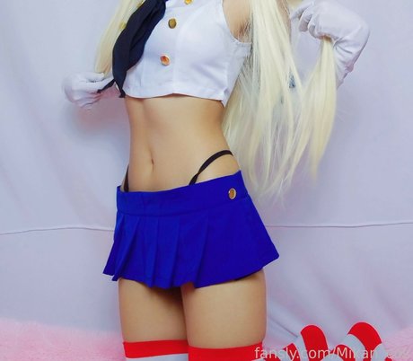 MikanCos ポルノスター エロティック 写真